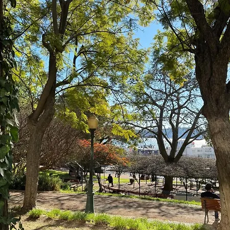 Lisbon's Gem: Moorish Arch Near River Acces 公寓 Lisboa