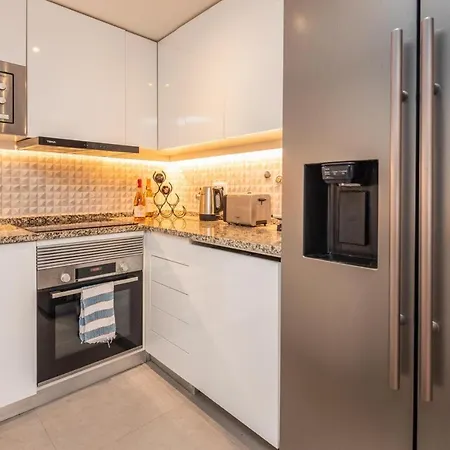 Appartement Lisbon's Gem: Moorish Arch Near River Acces *